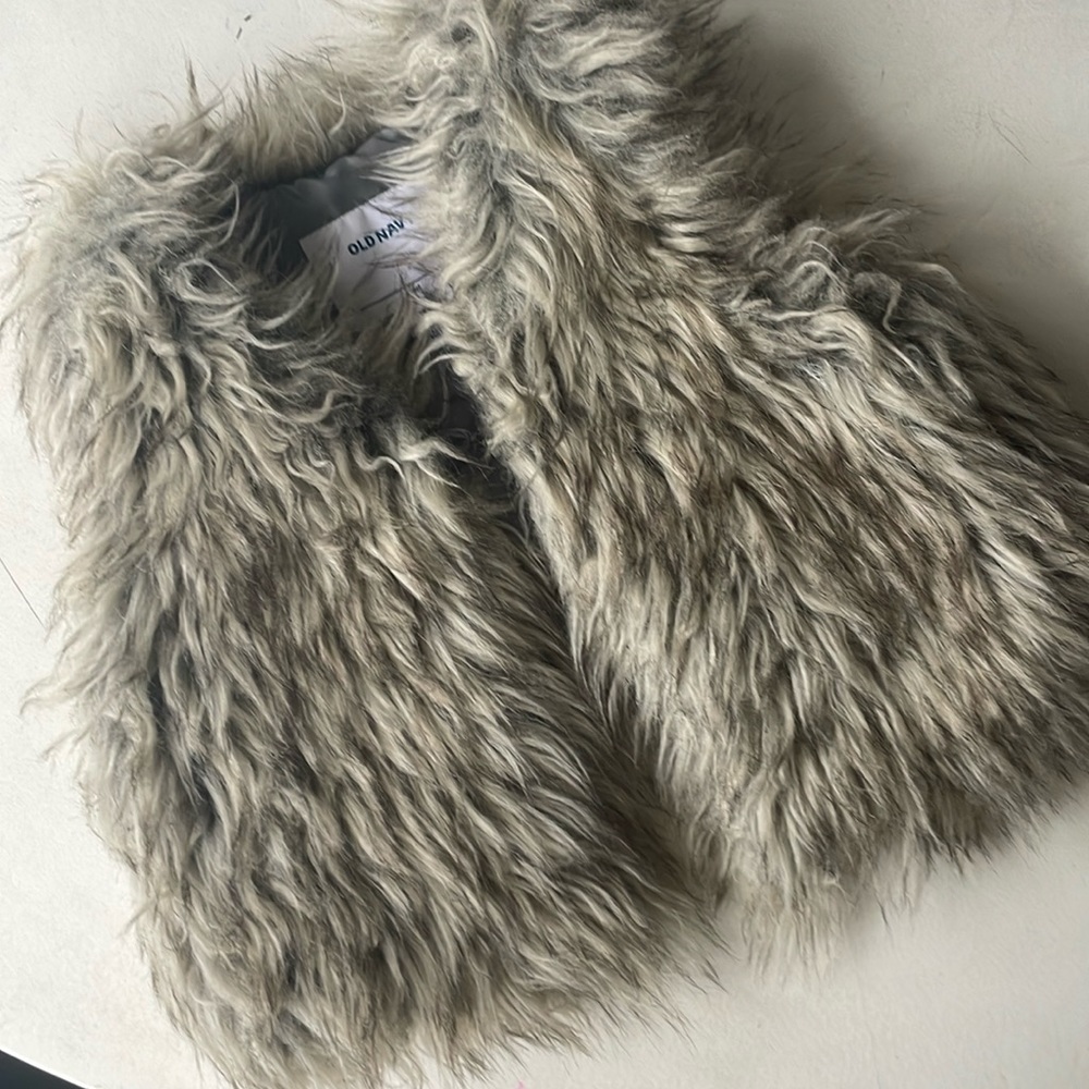 Fur vest 18-24months